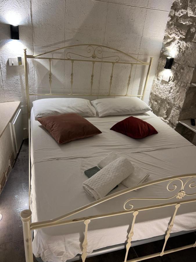 Maison Carolina Вьесте Экстерьер фото
